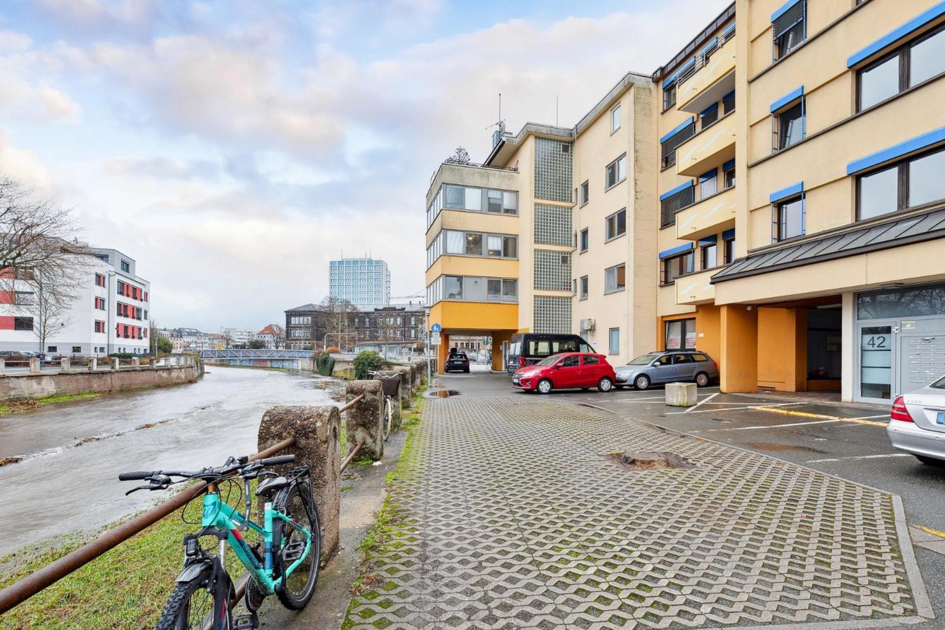 Sali Homes - Charming Studio Apartment In Heart Of Bayreuth With Balcony Extérieur photo
